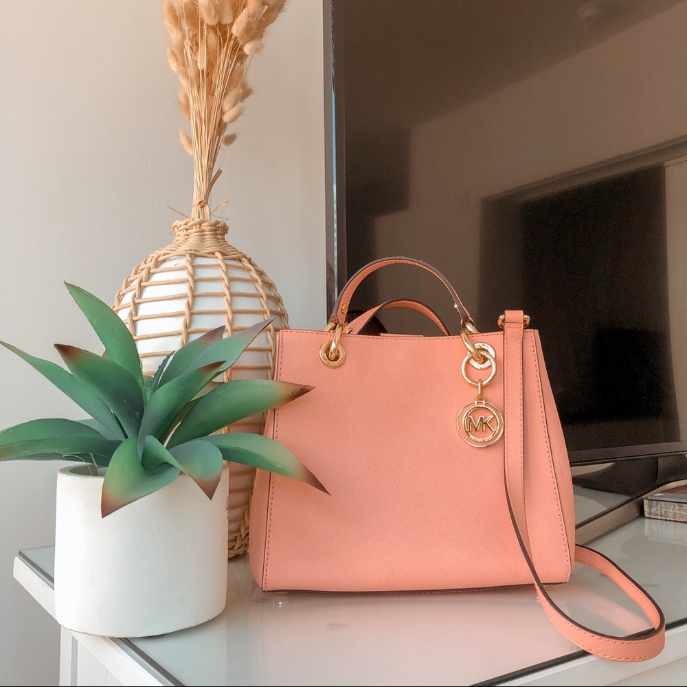 NWT Michael Kors Cynthia Small Leather Satchel Bag